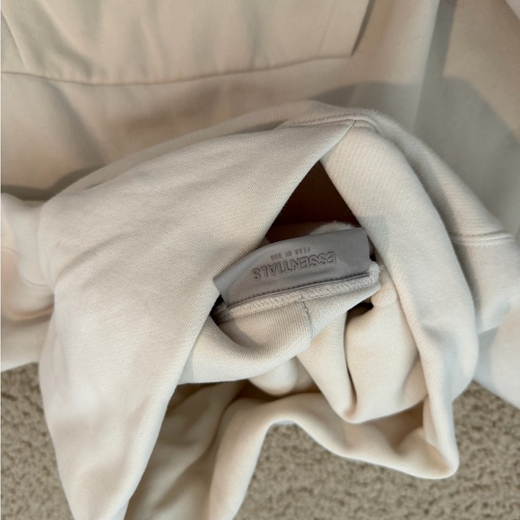 Essentials Off-white Raglan Hoodie - Picture 4 of 6